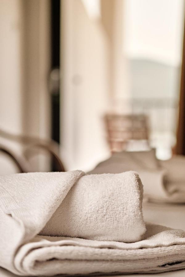 Hotel Pavlou Poros Town Екстер'єр фото
