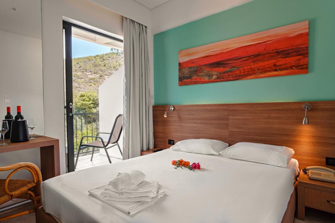 Hotel Pavlou Poros Town Екстер'єр фото
